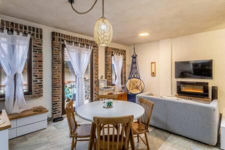 Cipressi Spectacular Italian Tuscan Style Loft Santeagueda Zewnętrze zdjęcie